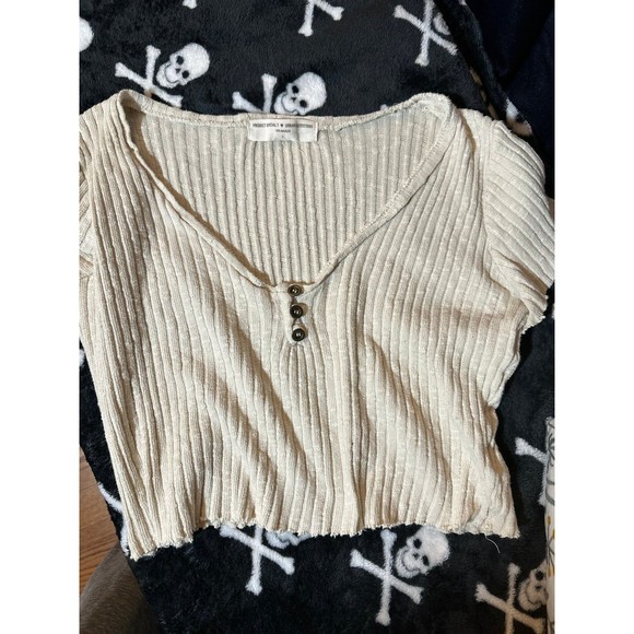 Urban Outfitters Crop top - Picture 3 of 4